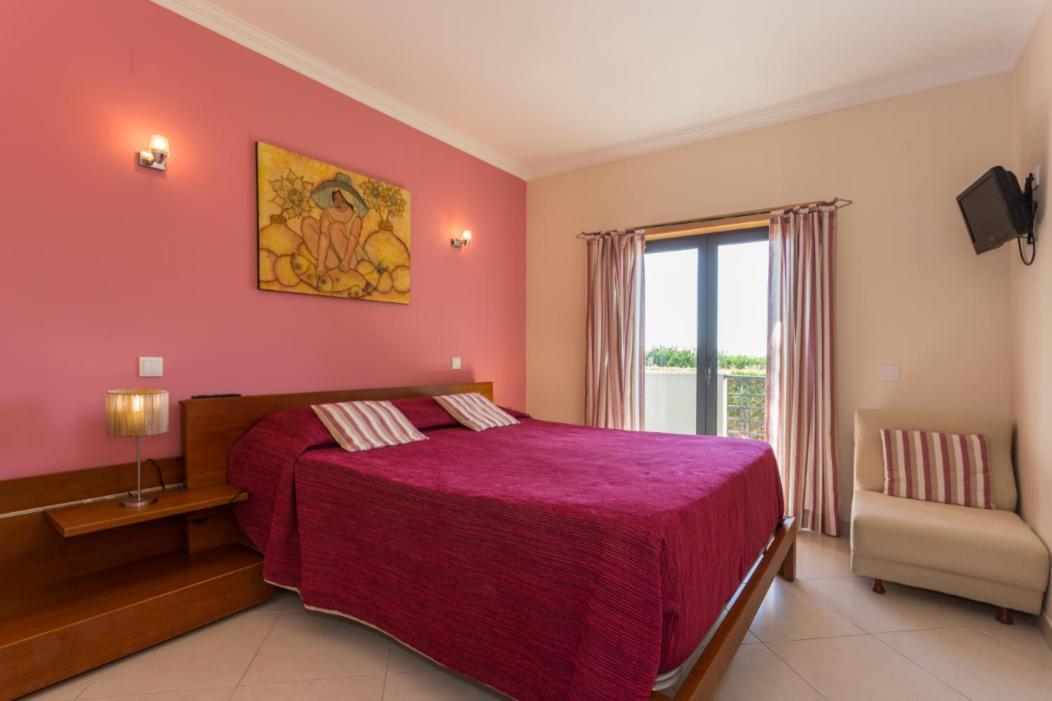 Praia E Sossego- Quinta Pinheiro อัลบูเฟรา ภายนอก รูปภาพ